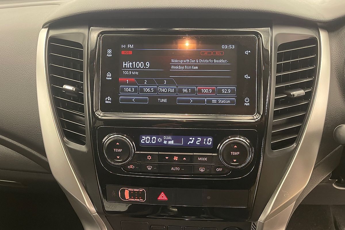 2019 Mitsubishi Pajero Sport Black Edition QE