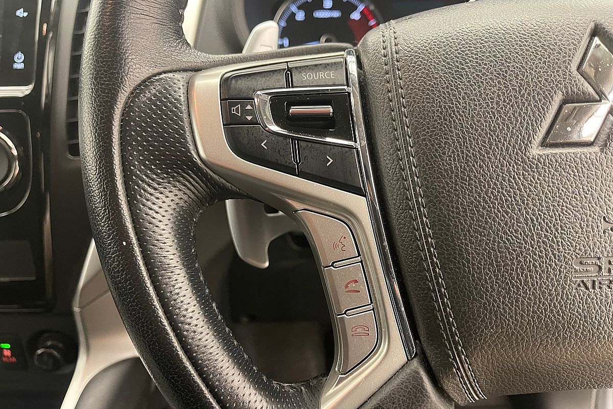 2019 Mitsubishi Pajero Sport Black Edition QE