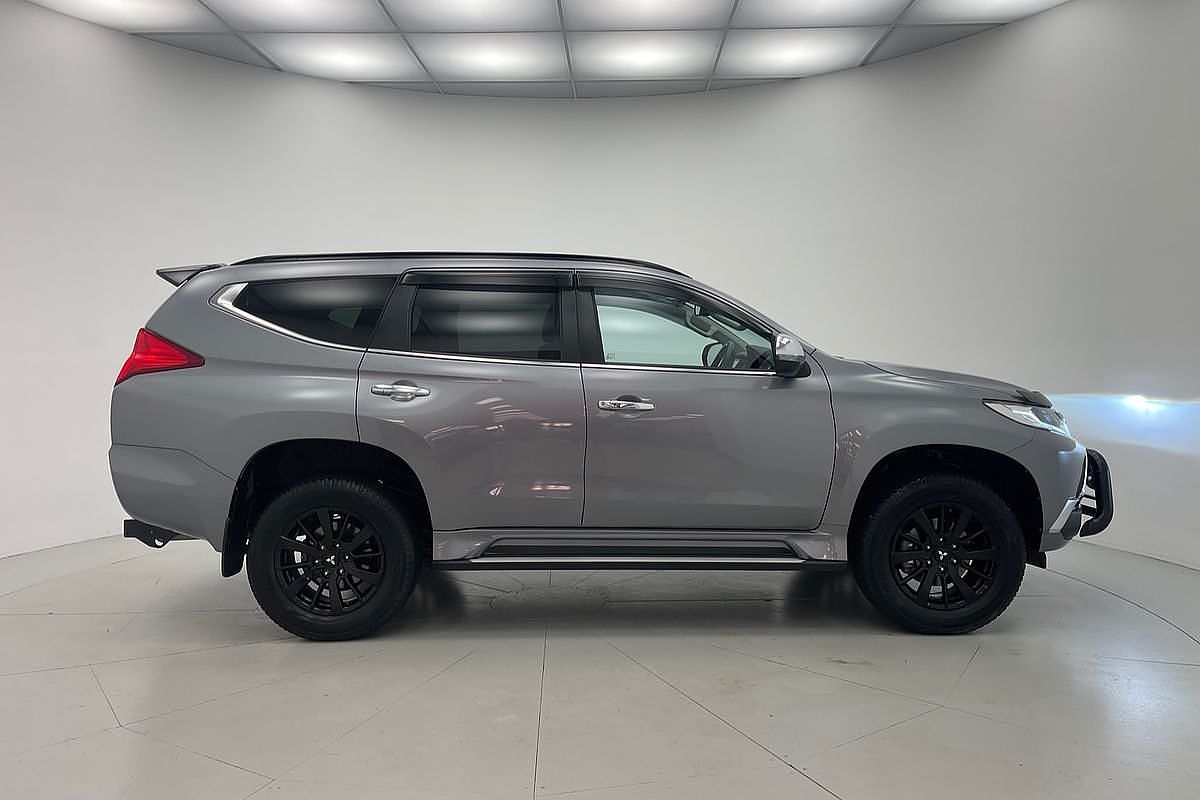 2019 Mitsubishi Pajero Sport Black Edition QE