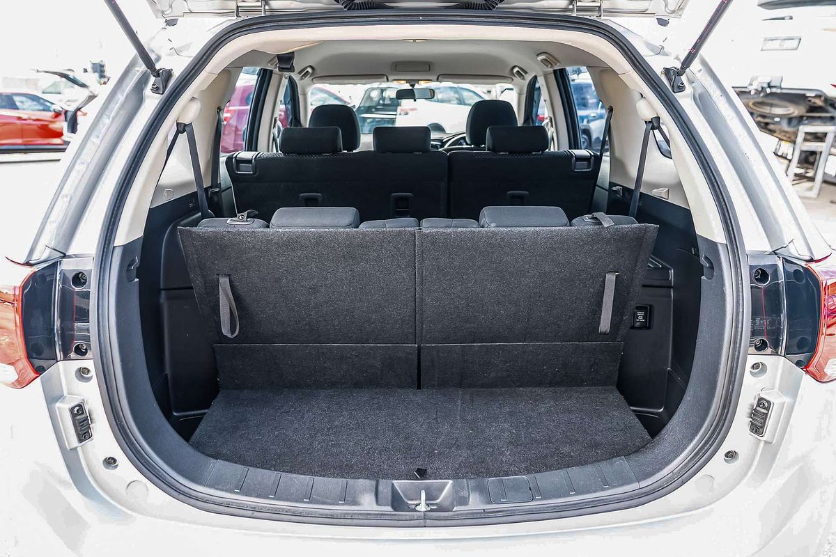 2018 Mitsubishi Outlander ES ZL