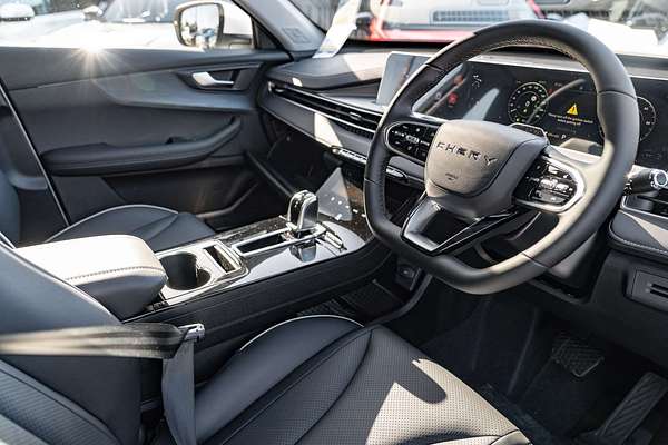2025 Chery Tiggo 8 Super Hybrid Ultimate T31