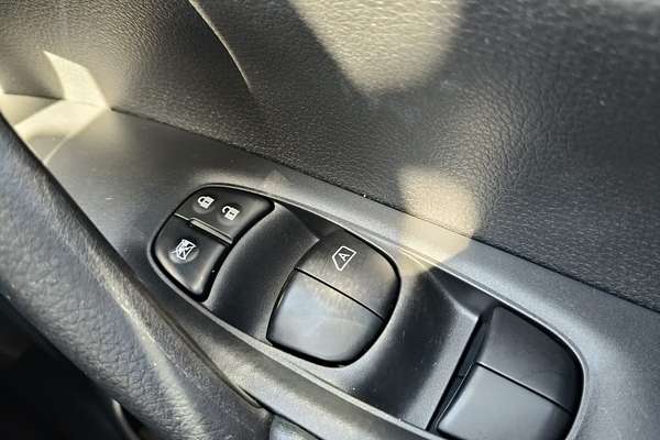 2021 Nissan X-TRAIL ST T32