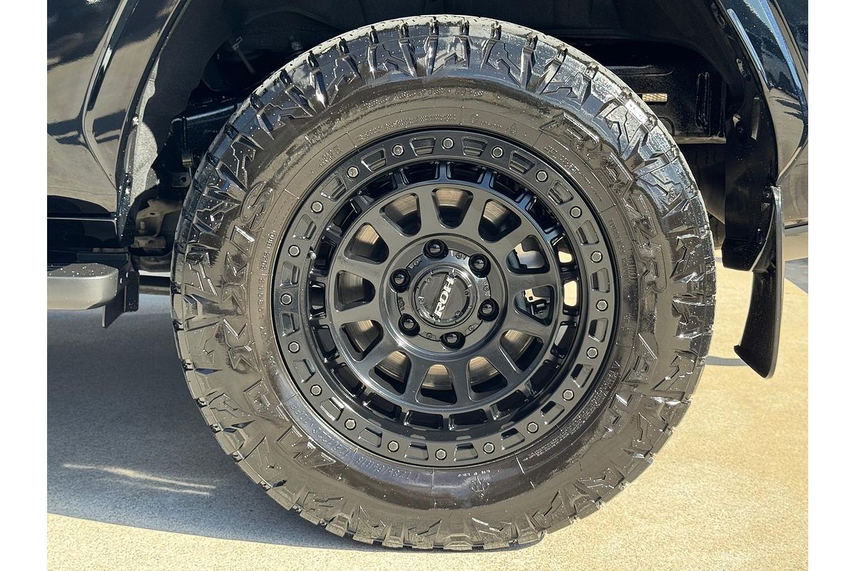 2022 Toyota Landcruiser Sahara FJA300R