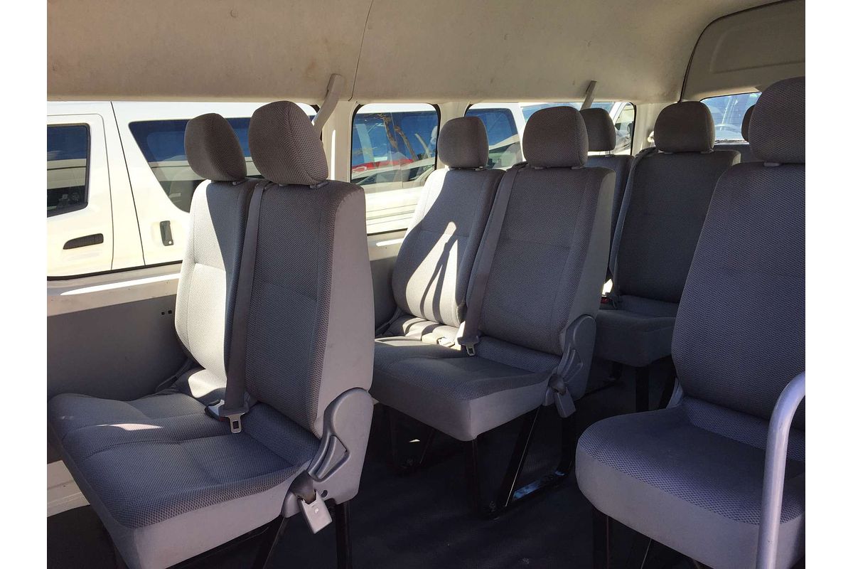 2005 Toyota Hiace COMMUTER KDH222R