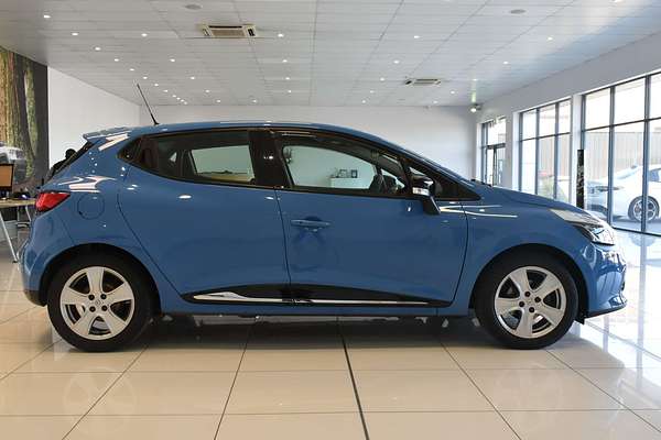 2016 Renault Clio Expression IV B98