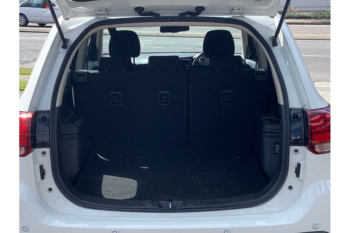 2018 Mitsubishi Outlander ES ADAS ZL