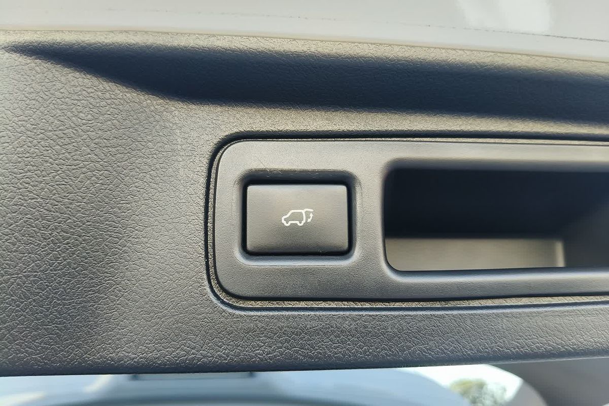 2020 Toyota Fortuner Crusade GUN156R
