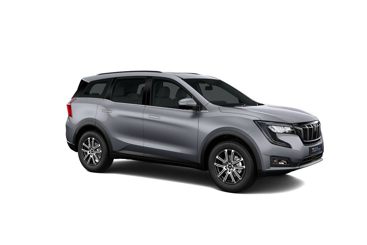2025 Mahindra XUV700 AX7L