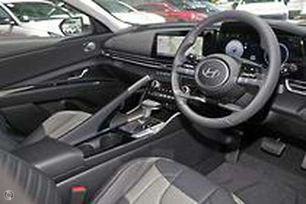 2025 Hyundai i30 Elite Hybrid CN7.V2