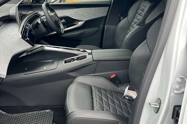 2025 Peugeot 3008 GT Premium e-DCS Hybrid P64 MY25