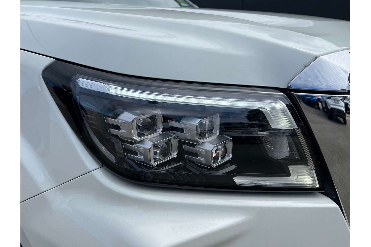 2025 Nissan Navara ST-X D23 4X4
