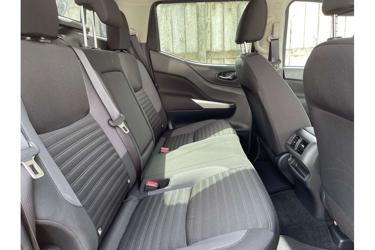 2025 Nissan Navara ST-X D23 4X4