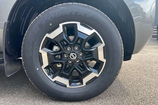 2025 Nissan Navara ST-X D23 4X4