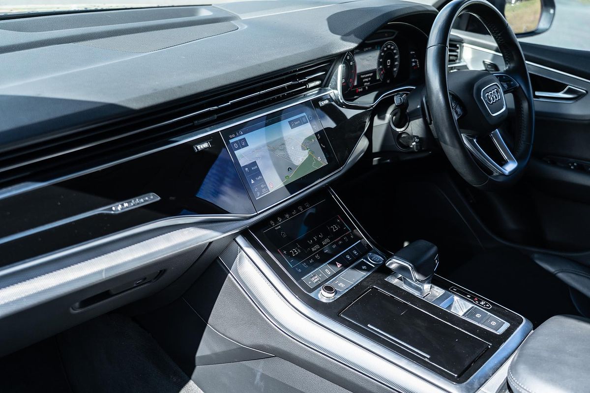 2019 Audi Q8 55 TFSI F1
