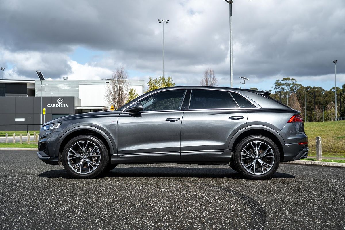 2019 Audi Q8 55 TFSI F1