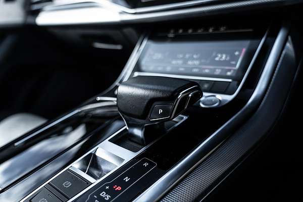2019 Audi Q8 55 TFSI F1