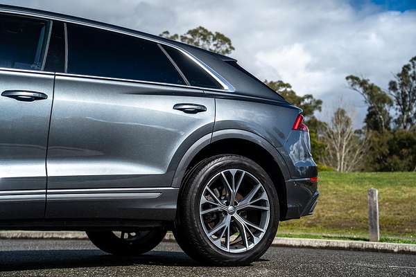 2019 Audi Q8 55 TFSI F1