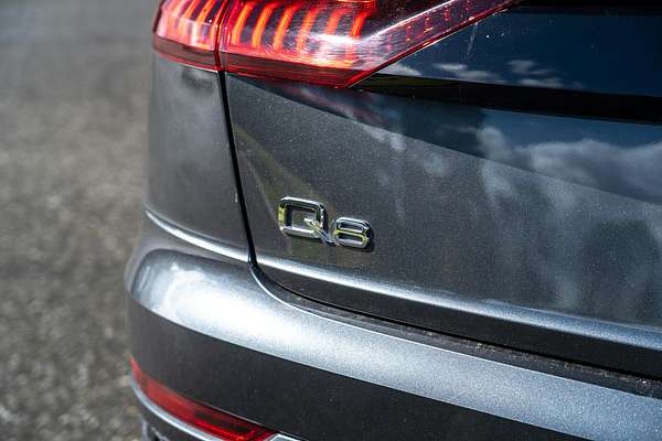2019 Audi Q8 55 TFSI F1
