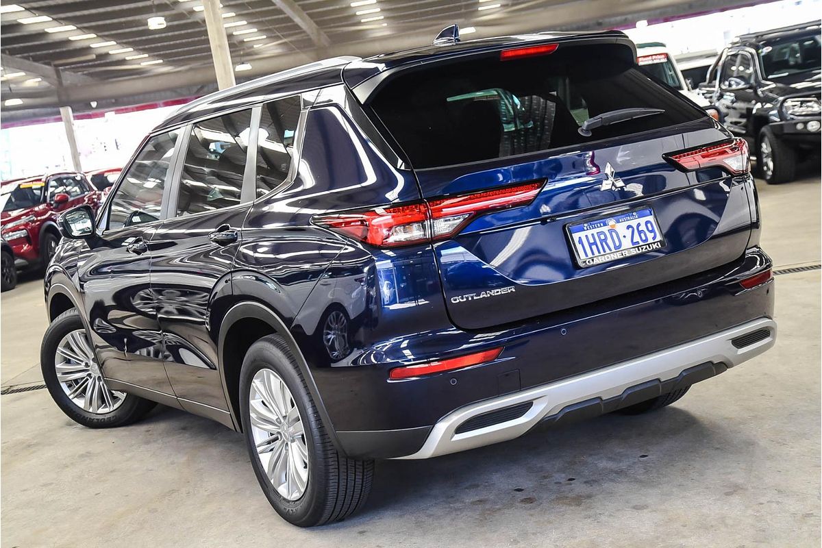 2022 Mitsubishi Outlander LS ZM