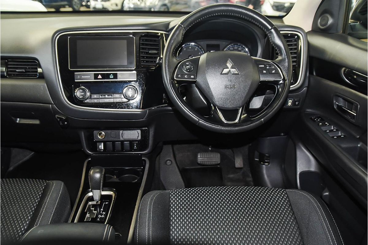 2018 Mitsubishi Outlander ES ZL