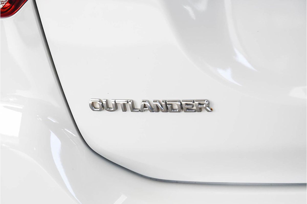 2018 Mitsubishi Outlander ES ZL