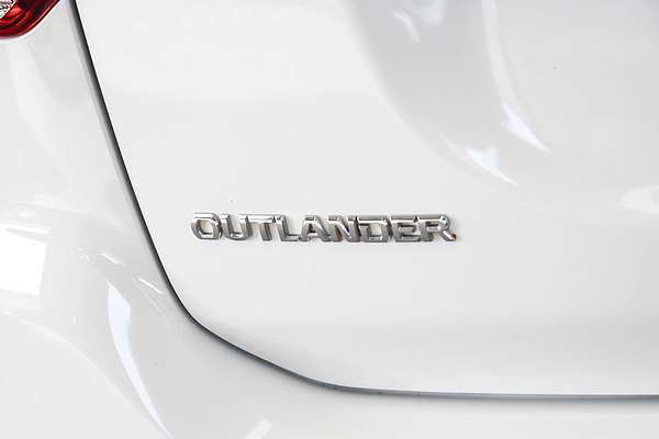 2018 Mitsubishi Outlander ES ZL