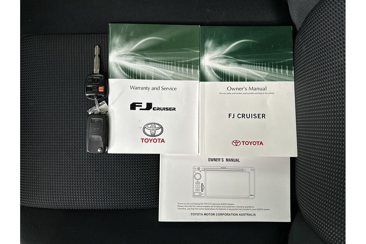 2012 Toyota FJ Cruiser GSJ15R