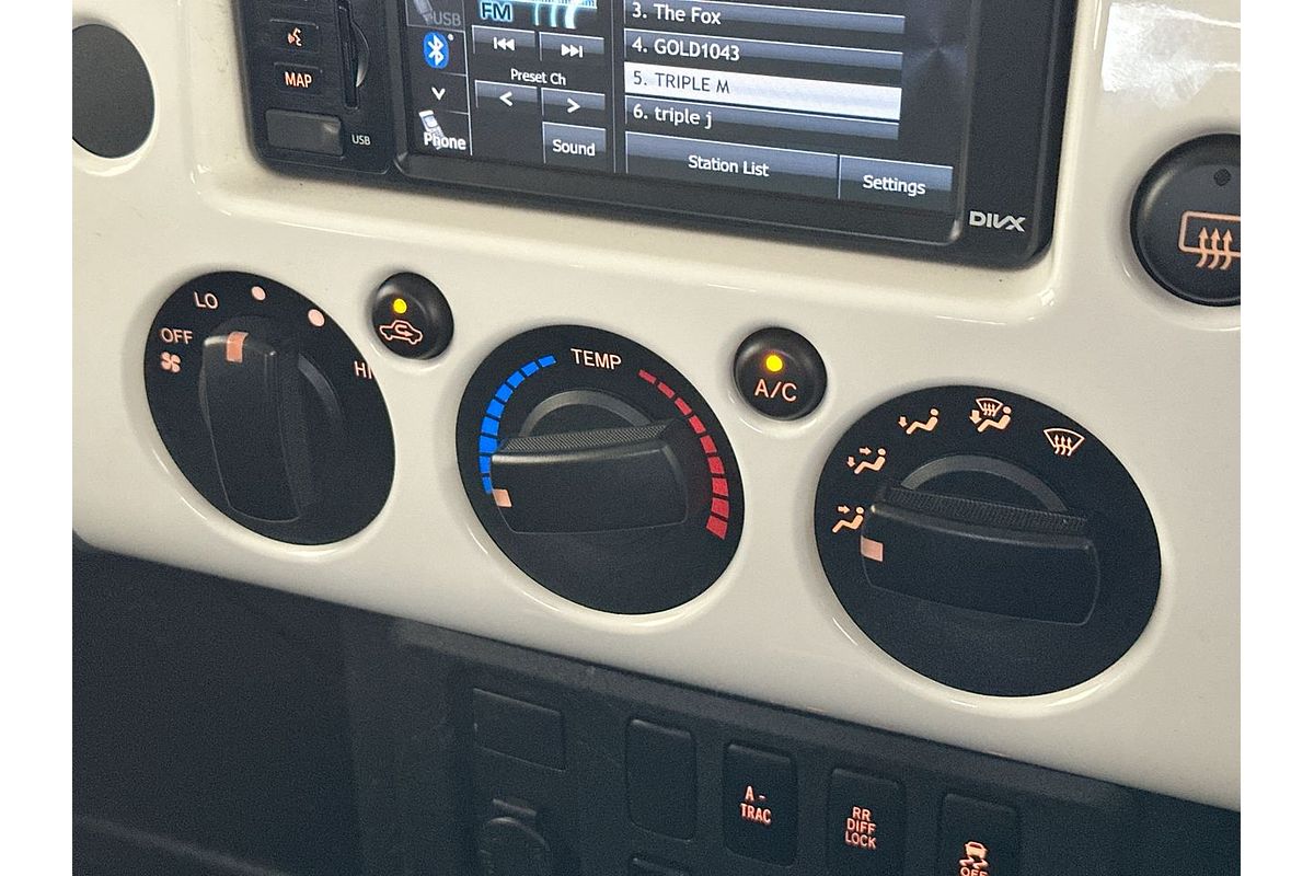 2012 Toyota FJ Cruiser GSJ15R