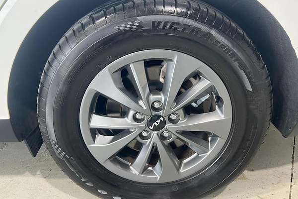 2023 Kia Carnival S KA4
