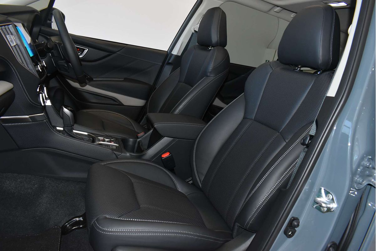 2025 Subaru Forester 2.5i Sport S5