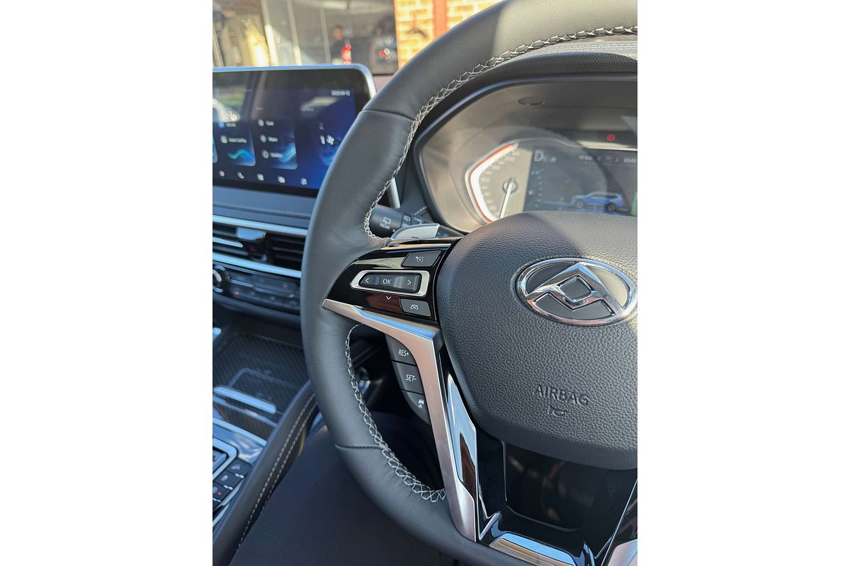 2024 LDV D90 Executive SV9A