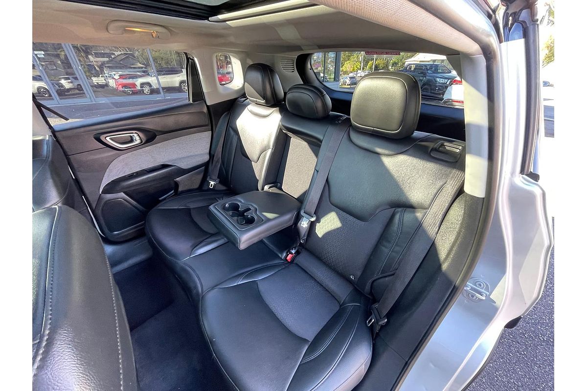 2021 Jeep Compass Launch Edition M6