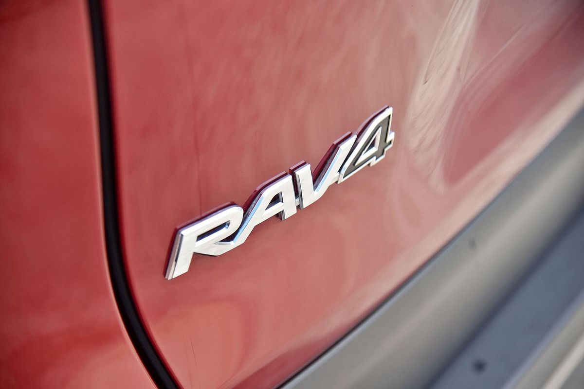 2021 Toyota RAV4 Cruiser AXAH52R