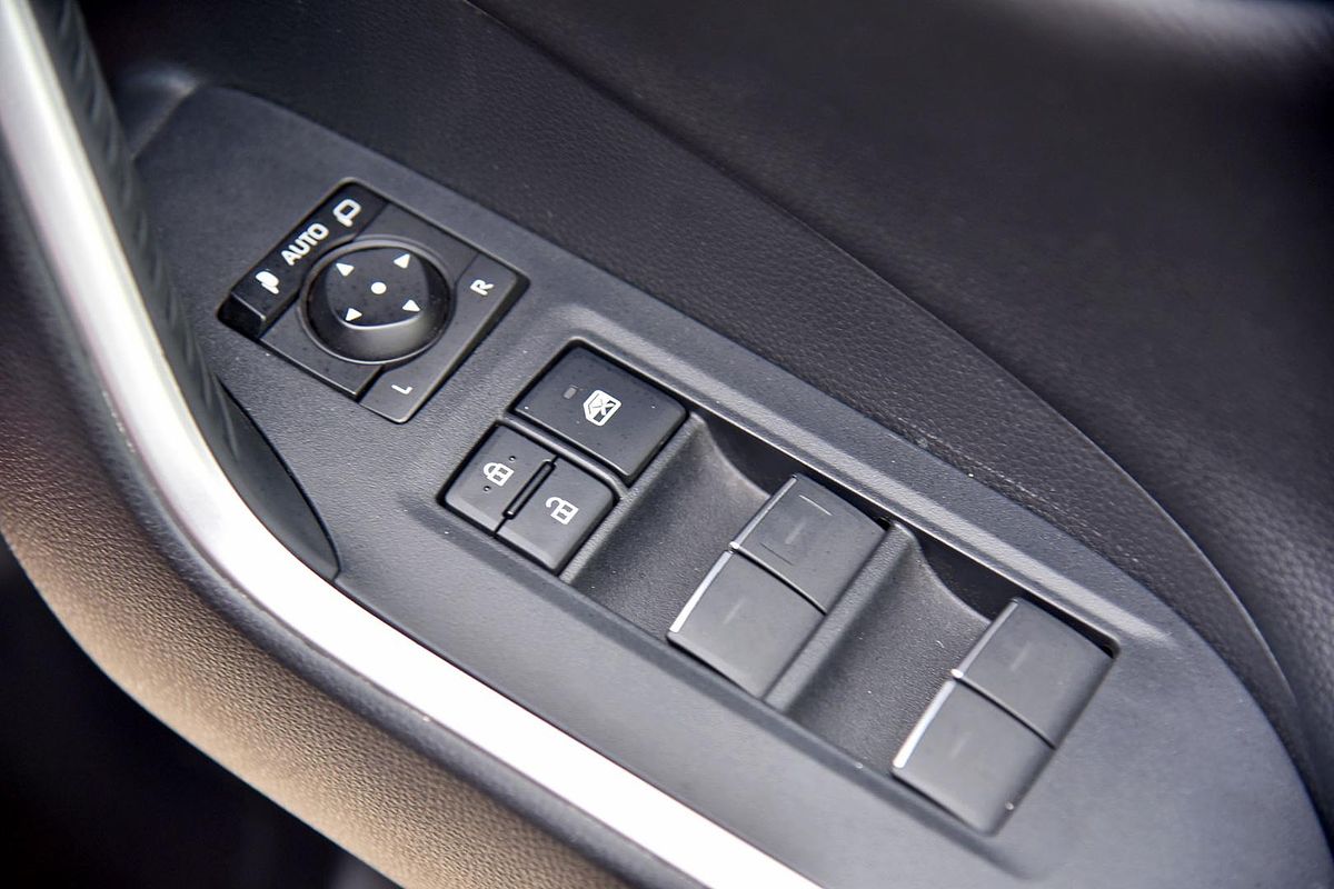 2021 Toyota RAV4 Cruiser AXAH52R