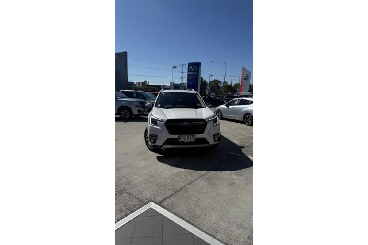 2025 Subaru Forester Hybrid L S5