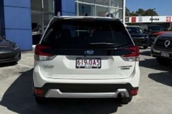 2025 Subaru Forester Hybrid L S5