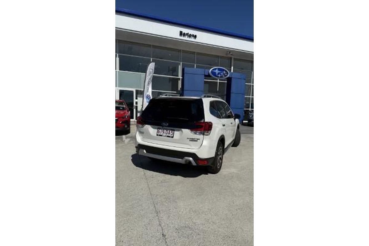 2025 Subaru Forester Hybrid L S5