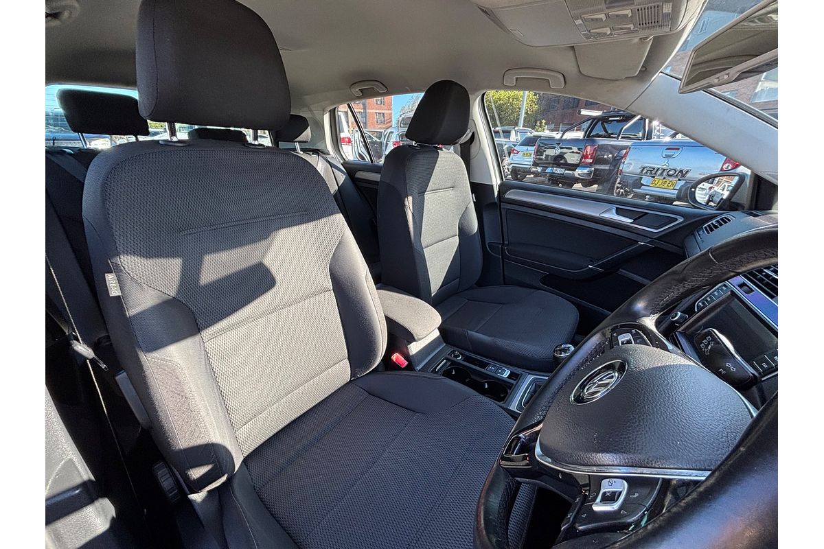 2014 Volkswagen Golf 90TSI Comfortline 7