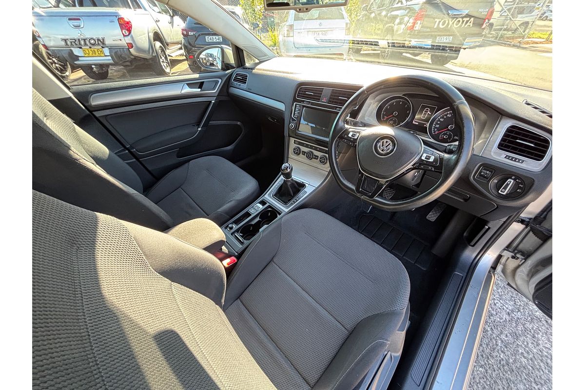 2014 Volkswagen Golf 90TSI Comfortline 7