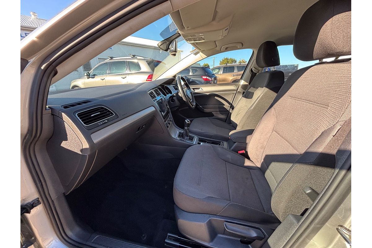 2014 Volkswagen Golf 90TSI Comfortline 7
