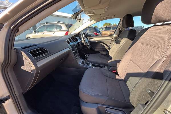 2014 Volkswagen Golf 90TSI Comfortline 7