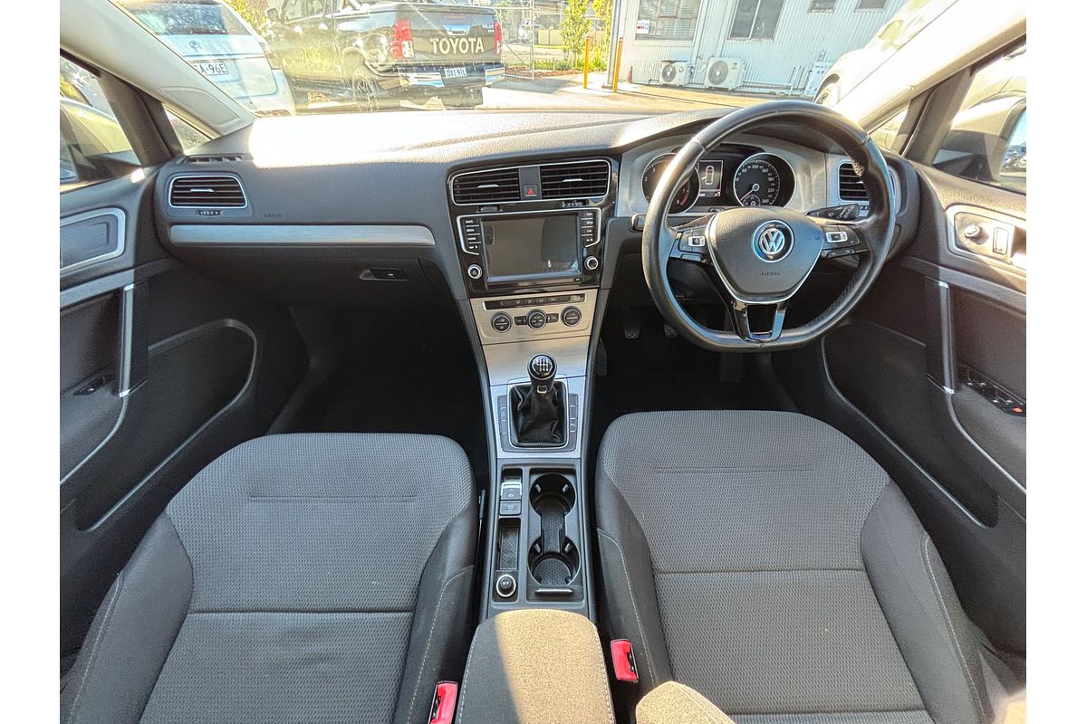 2014 Volkswagen Golf 90TSI Comfortline 7