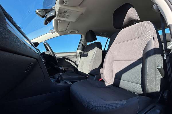 2014 Volkswagen Golf 90TSI Comfortline 7