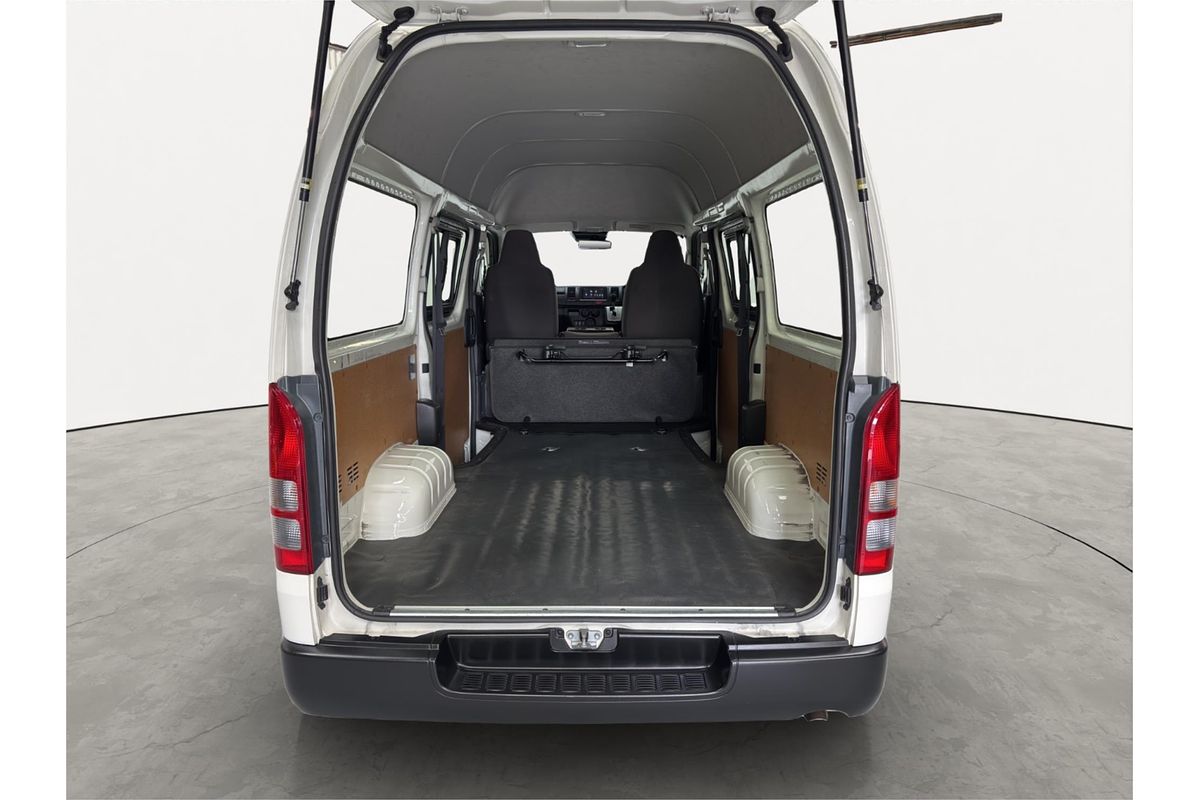 2020 Toyota Hiace Long DX