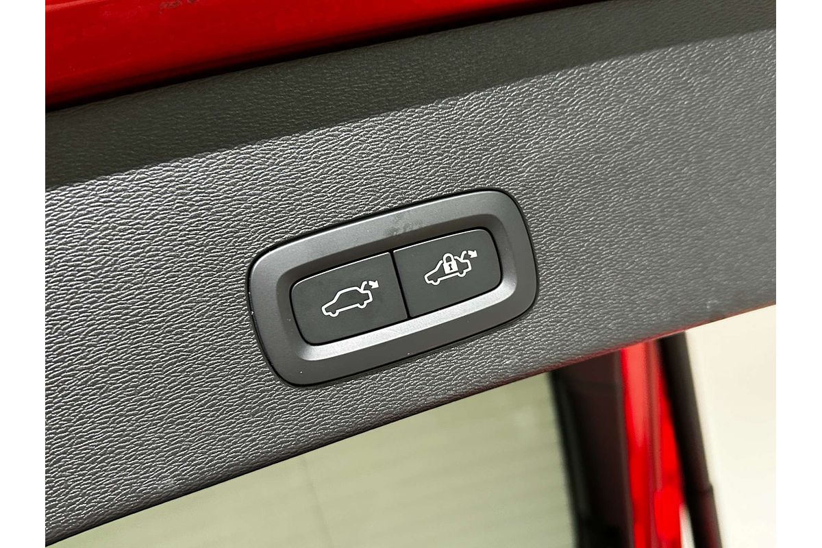 2022 Volvo C40 Recharge