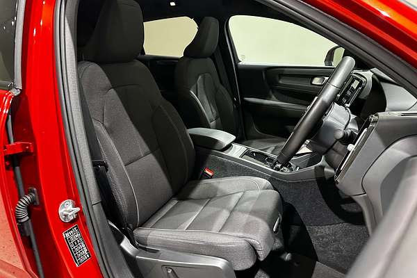 2022 Volvo C40 Recharge