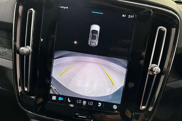 2022 Volvo C40 Recharge