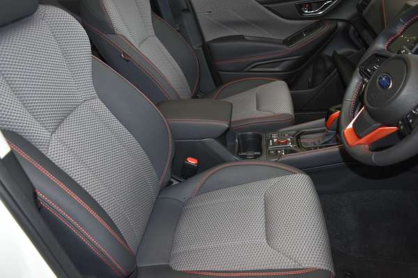 2024 Subaru Forester 2.5i Sport S5