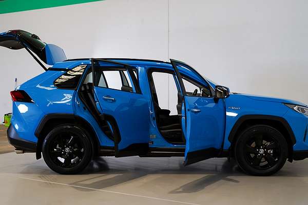 2020 Toyota RAV4 Cruiser AXAH54R