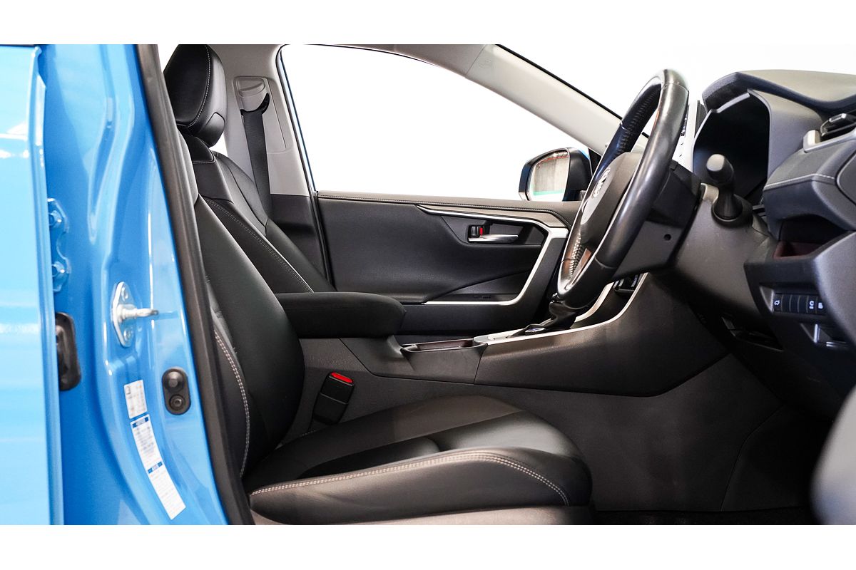 2020 Toyota RAV4 Cruiser AXAH54R